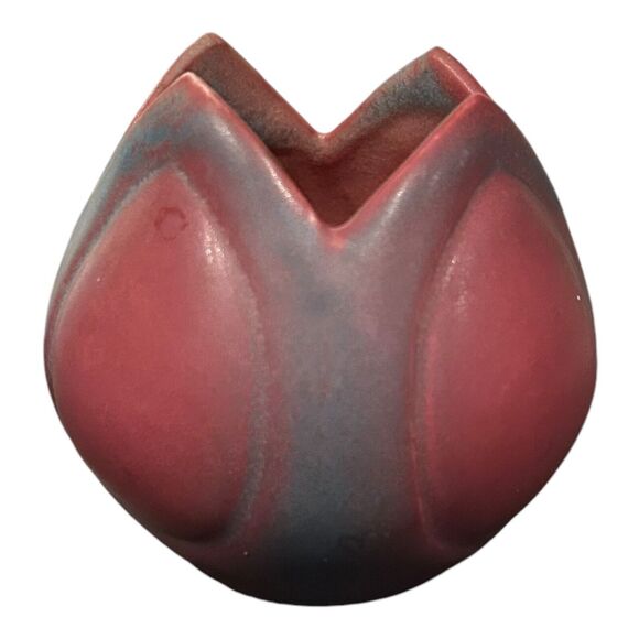 VAN‎ BRIGGLE Art Pottery Tulip Vase Planter - Picture 2 of 9